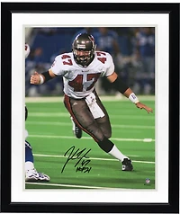 John Lynch Tampa Bay Buccaneers Autographed 16" x 20" Rushing Passer Photograph with "HOF 21" Inscription