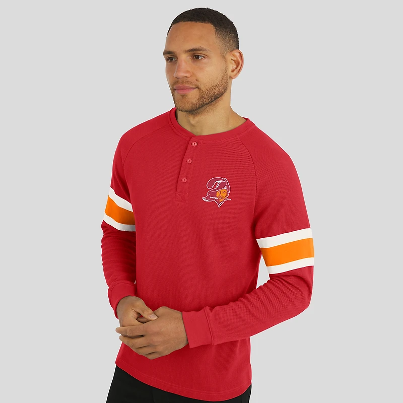 T-shirt Henley à manches longues raglan en tricot gaufré rouge pour homme de la collection Darius Rucker par Fanatics des Buccaneers Tampa Bay