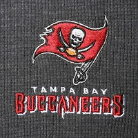 Dunbrooke Charcoal Tampa Bay Buccaneers Logo Maverick Thermal Henley T-shirt à manches longues pour hommes