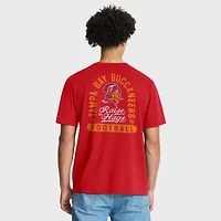 T-shirt rouge Fanatics pour homme, motif Fluid Motion Legacy des Tampa Bay Buccaneers