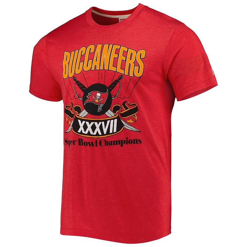T-shirt à trois mélanges Homage Red Tampa Bay Buccaneers Super Bowl Classics pour homme