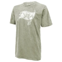 T-shirt Majestic Threads Baker Mayfield vert mousse Tampa Bay Buccaneers, délavage minéral, nom et numéro