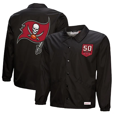 Veste d'entraîneur Mitchell & Ness noire pour homme, 50e saison des Tampa Bay Buccaneers, avec boutons-pression