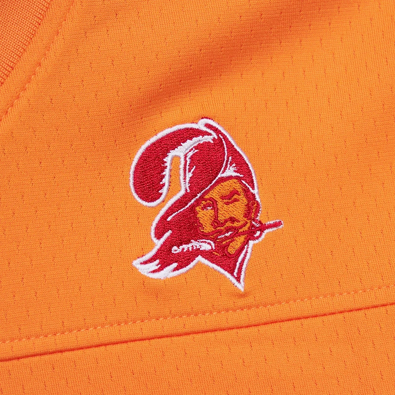 Sweat à capuche orange pour homme Mitchell & Ness Mike Alstott avec nom et numéro de joueur des Tampa Bay Buccaneers Legacy Jersey