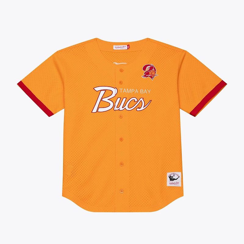 Maillot de mode Mitchell & Ness orange pour homme, modèle entraîneur-chef des Buccaneers Tampa Bay, en maille et à boutons.