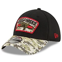 Casquette 39THIRTY Flex Hat pour homme New Era noir/camouflage Tampa Bay Buccaneers 2021 Salute To Service