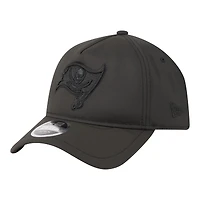 Men's New Era  Black Tampa Bay Buccaneers Apex 9FORTY Adjustable Hat