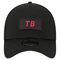 Casquette New Era noire Scoreboard 39THIRTY Flex pour homme des Tampa Bay Buccaneers