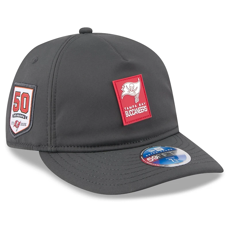 Casquette ajustée New Era 59FIFTY pour homme, couleur charbon, Tampa Bay Buccaneers 2025 Sideline Retro Crown