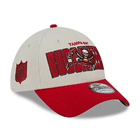 Casquette New Era Flex crème Tampa Bay Buccaneers 2023 NFL Draft 39THIRTY pour homme