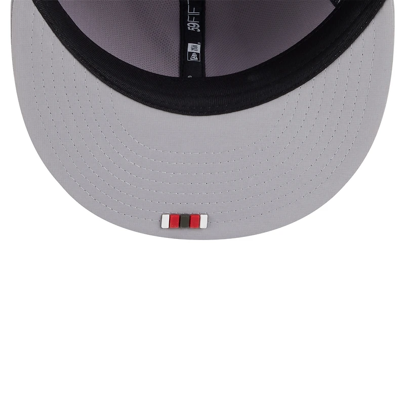 Men's New Era Gray Tampa Bay Buccaneers 2025 Sideline 59FIFTY Fitted Hat