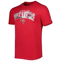 T-shirt rouge chiné Tampa Bay Buccaneers Training Collection New Era pour homme