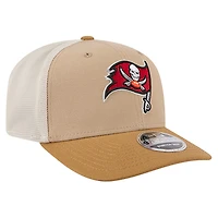 Casquette ajustable bicolore 9SEVENTY beige clair des Tampa Bay Buccaneers de New Era pour homme