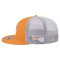 Men's New Era  Red Tampa Bay Buccaneers Core Team 9FIFTY Trucker Snapback Hat