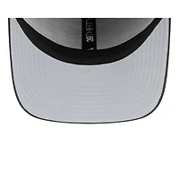 Casquette New Era en étain Tampa Bay Buccaneers 2023 NFL Training Camp 39THIRTY Flex Fit pour homme