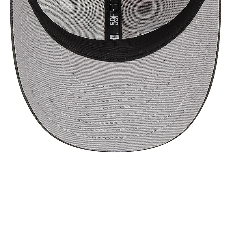 Casquette ajustée 59FIFTY Sideline Low Profile des Tampa Bay Buccaneers 2023 New Era pour homme, rouge/étain
