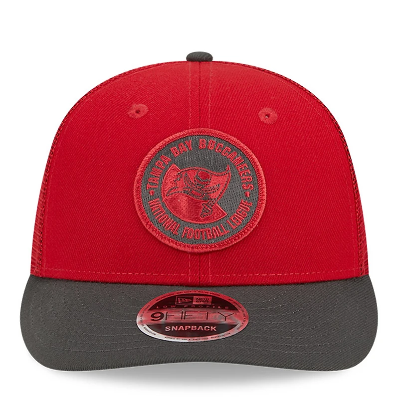 Men's New Era  Red/Pewter Tampa Bay Buccaneers 2023 Sideline Low Profile 9FIFTY Snapback Hat
