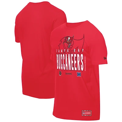 T-shirt rouge New Era pour homme, camp d'entraînement NFL 2025 des Tampa Bay Buccaneers
