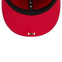 Casquette ajustée New Era 59FIFTY rouge Tampa Bay Buccaneers 2025 Sideline pour homme