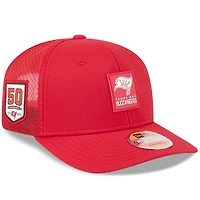 Men's New Era  Red Tampa Bay Buccaneers 2025 Sideline 9SEVENTY Adjustable Trucker Hat