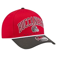 Casquette ajustable New Era Scarlet Tampa Bay Buccaneers Arch 9FORTY A-Frame pour homme