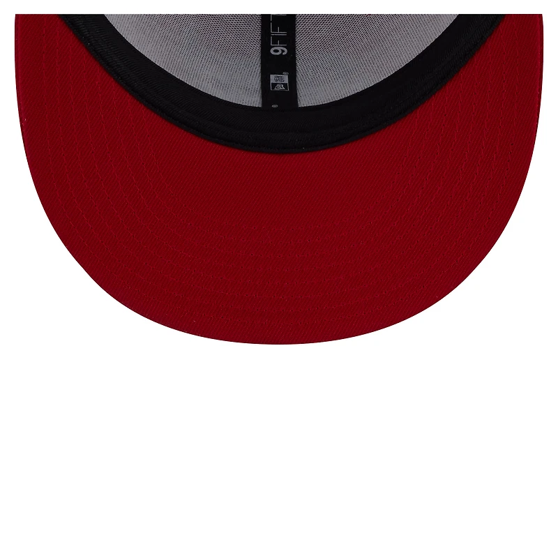 Men's New Era  Red Tampa Bay Buccaneers Core Team 9FIFTY Trucker Snapback Hat