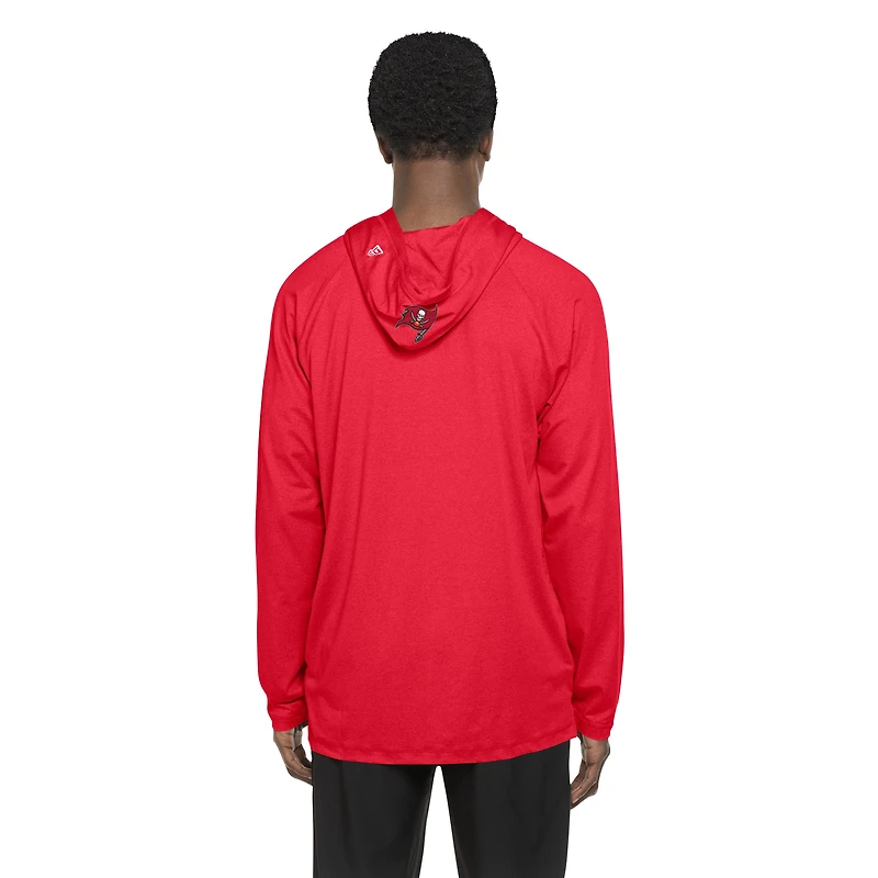 Sweat à capuche fonctionnel Fandom des Tampa Bay Buccaneers de New Era pour homme, rouge