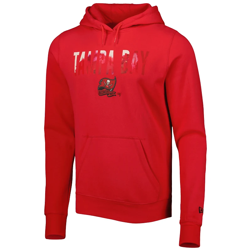 Sweat à capuche rouge Tampa Bay Buccaneers Ink Dye New Era pour homme