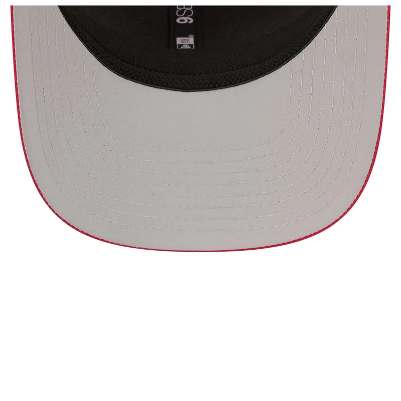 Men's New Era Red Tampa Bay Buccaneers Micro Badge 9SEVENTY Adjustable Hat