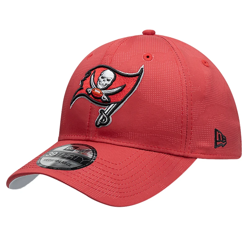 Casquette extensible New Era 39THIRTY rouge Tampa Bay Buccaneers à motif camouflage ton sur pour homme