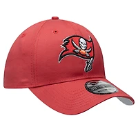 Men's New Era  Red Tampa Bay Buccaneers Tonal Camo 39THIRTY Stretch Fit Hat