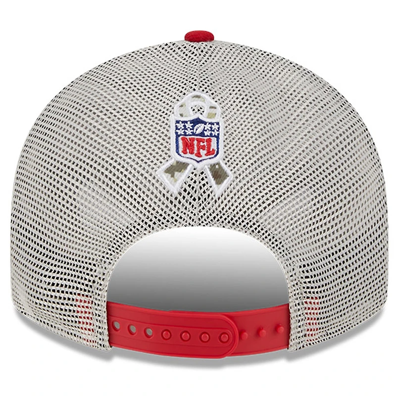 Casquette ajustée 59FIFTY Low Profile 59FIFTY des Tampa Bay Buccaneers 2023 Salute To Service New Era pour hommes