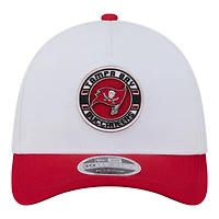Men's New Era White/Red Tampa Bay Buccaneers Patch 39THIRTY A-Frame M-Crown Perforated Flex Hat