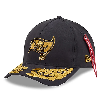 Casquette ajustable A-Frame 9FORTY noire des Tampa Bay Buccaneers pour homme New Era x Alpha Industries