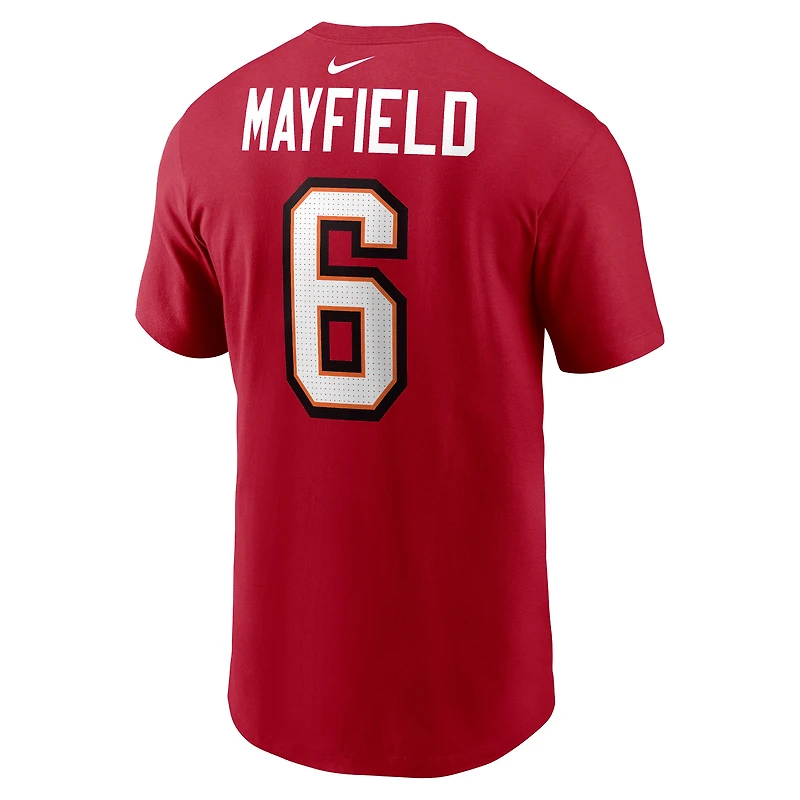 T-shirt avec nom et numéro de joueur Nike Baker Mayfield rouge Tampa Bay Buccaneers pour homme