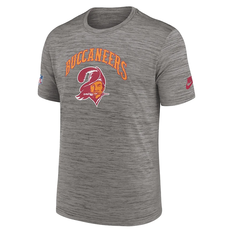 T-shirt Nike Heather Charcoal Tampa Bay Buccaneers Throwback Sideline Performance pour homme