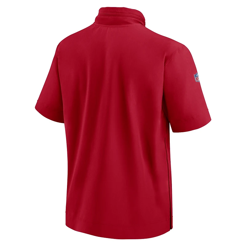 Veste à capuche manches courtes et demi-zip Nike Tampa Bay Buccaneers 2024 Sideline Coach pour homme Rouge