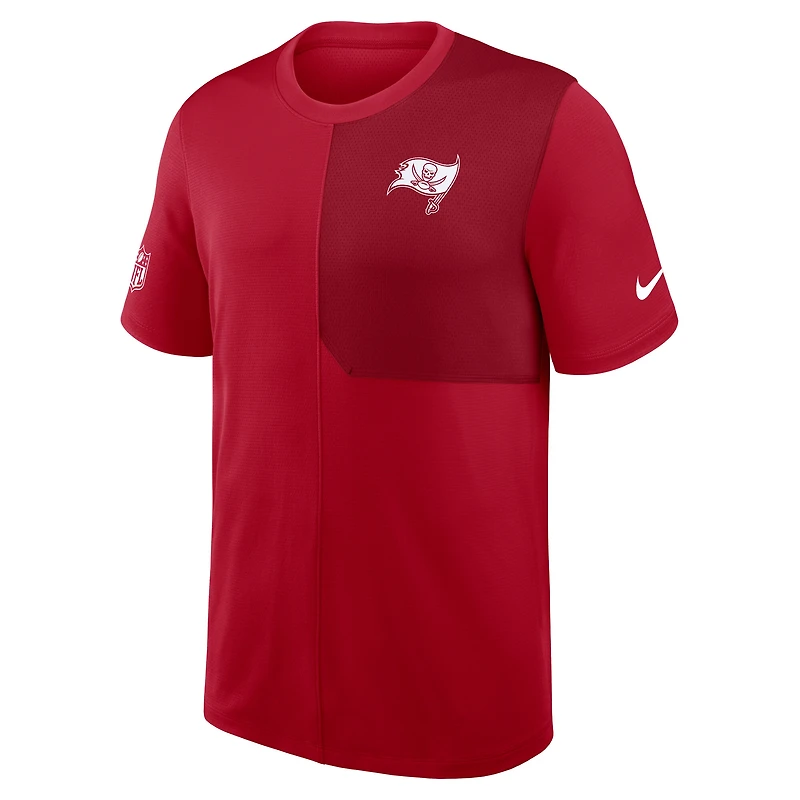 T-shirt d'entraîneur Nike rouge Tampa Bay Buccaneers Sideline UV Dri-Fit pour homme