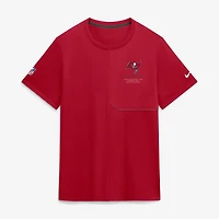 Maillot d'entraîneur Nike rouge Tampa Bay Buccaneers Sideline UV Dri-FIT pour homme
