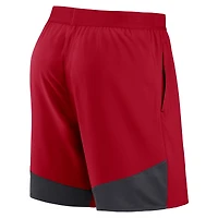 Short Nike rouge des Buccaneers de Tampa Bay pour hommes