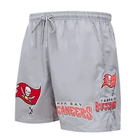 Short tissé Pro Standard étain Tampa Bay Buccaneers pour hommes