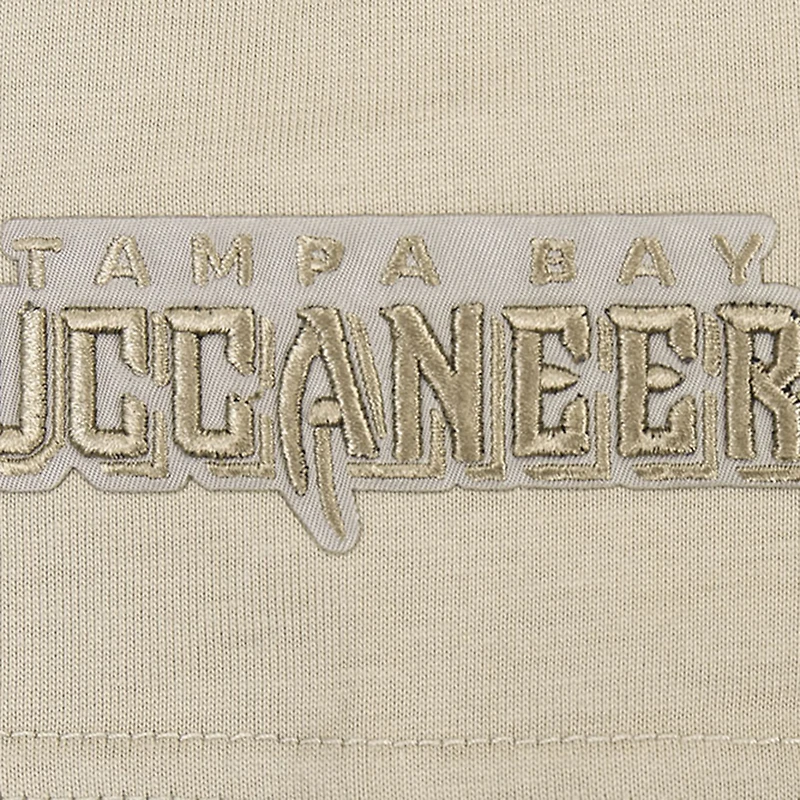 Sweat à capuche manches courtes pour homme Pro Standard Tan Tampa Bay Buccaneers Neutrals Capsule