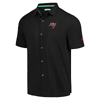 Chemise boutonnée Tommy Bahama pour hommes, noire, Tampa Bay Buccaneers Tidal Kickoff Camp