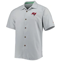 Chemise boutonnée pour homme Tommy Bahama Tampa Bay Buccaneers Coconut Point Frondly Fan Camp IslandZone