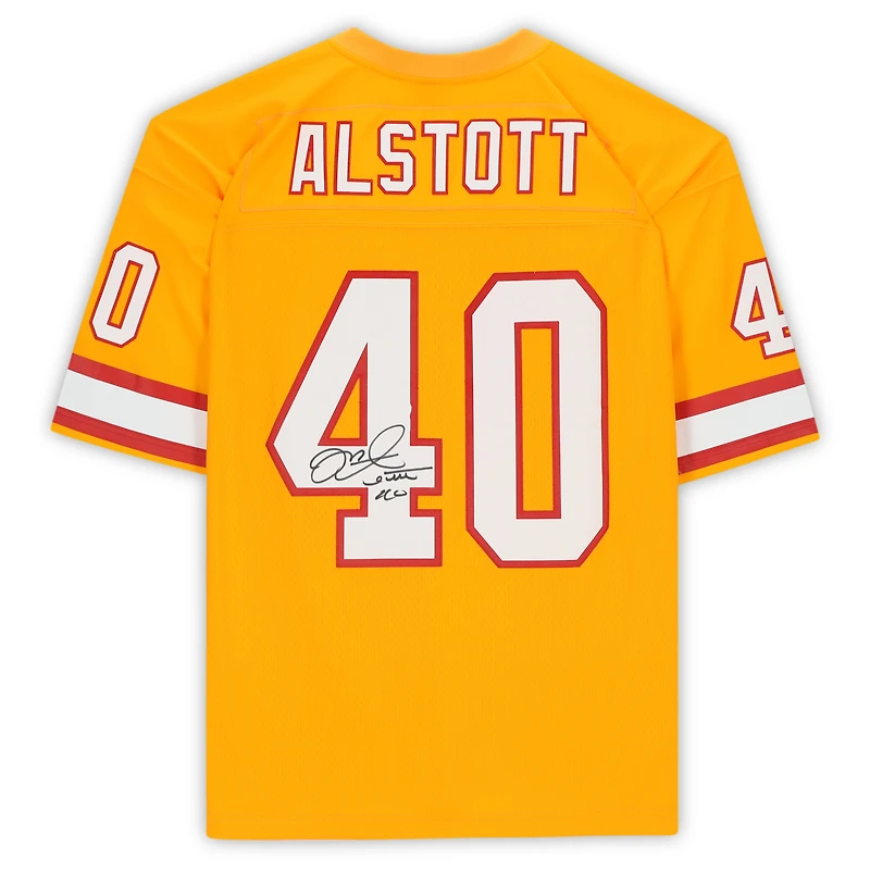 Maillot réplique autographié orange Mitchell & Ness Gridiron Classics des Buccaneers de Tampa Bay par Mike Alstott