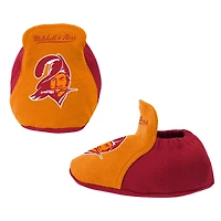 Nouveau-né et nourrisson Mitchell & Ness - Ensemble body, bavoir chaussons orange/rouge Tampa Bay Buccaneers Throwback Big Score