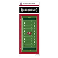 Tampa Bay Buccaneers - Tableau de croissance des décalcomanies repositionnables sur le terrain de 24 `` x 60 ''