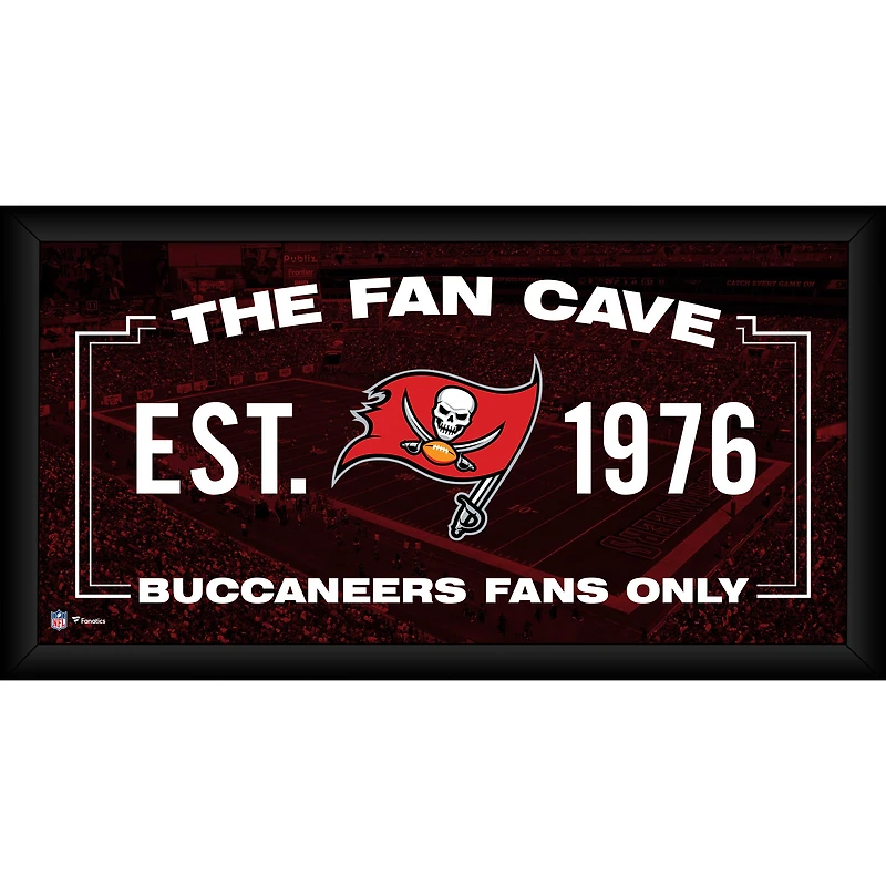 Collage encadré 10" x 20" des Buccaneers de Tampa Bay, idéal pour les fans.
