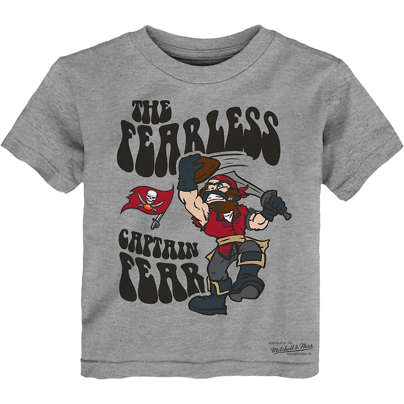 T-shirt gris chiné pour enfant Mitchell & Ness, mascotte du capitaine des Tampa Bay Buccaneers