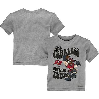 T-shirt gris chiné pour enfant Mitchell & Ness, mascotte du capitaine des Tampa Bay Buccaneers